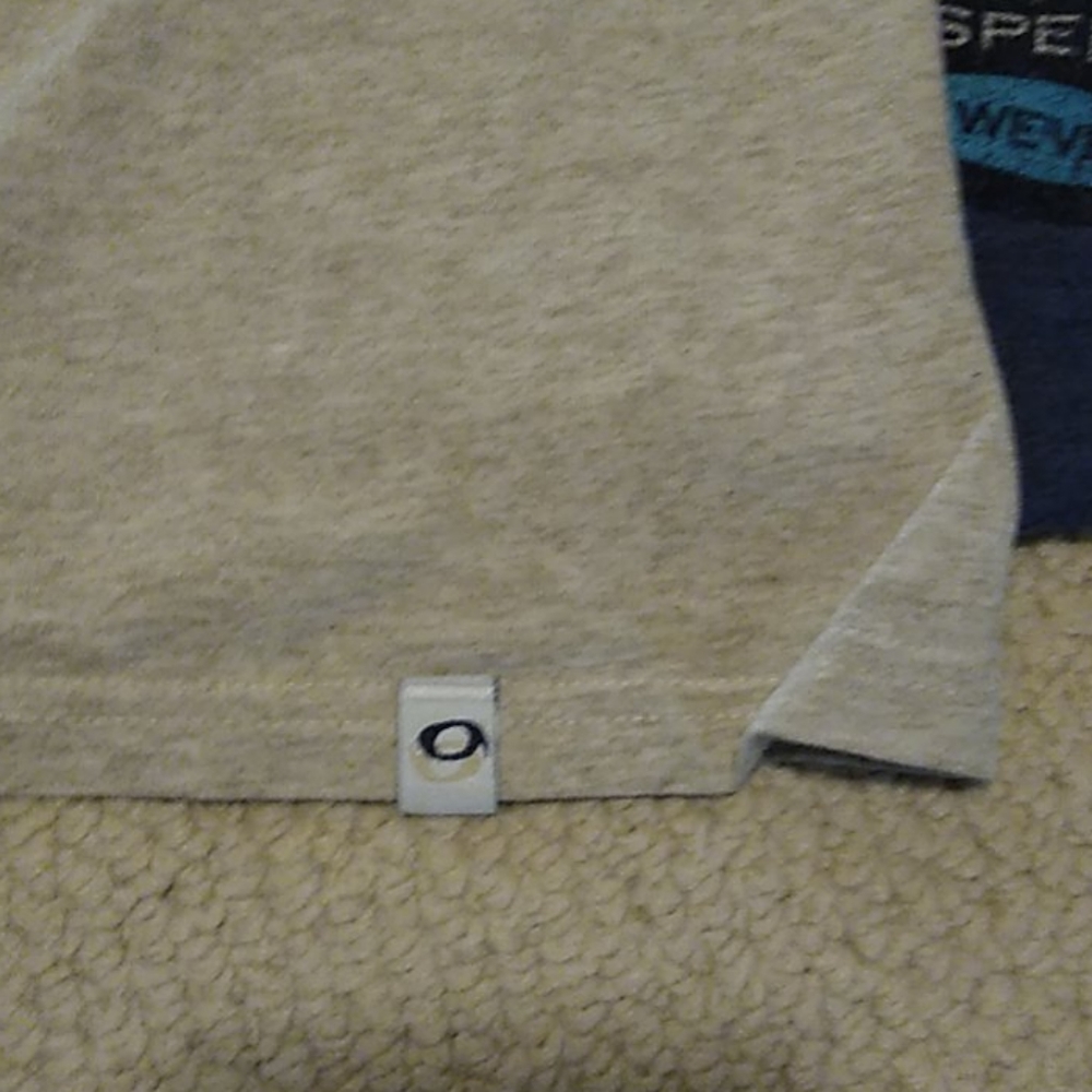 Shirts - Picture 6 of 16